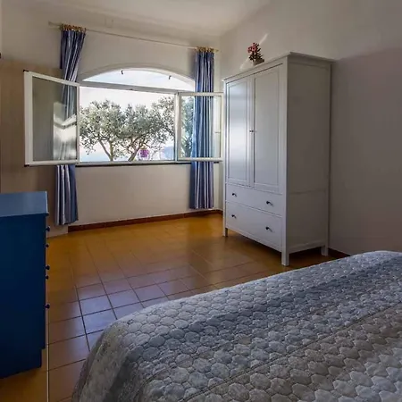 Pierina Guest house
